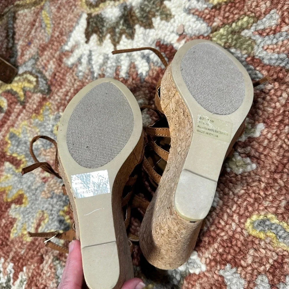 Wedge sandals platform